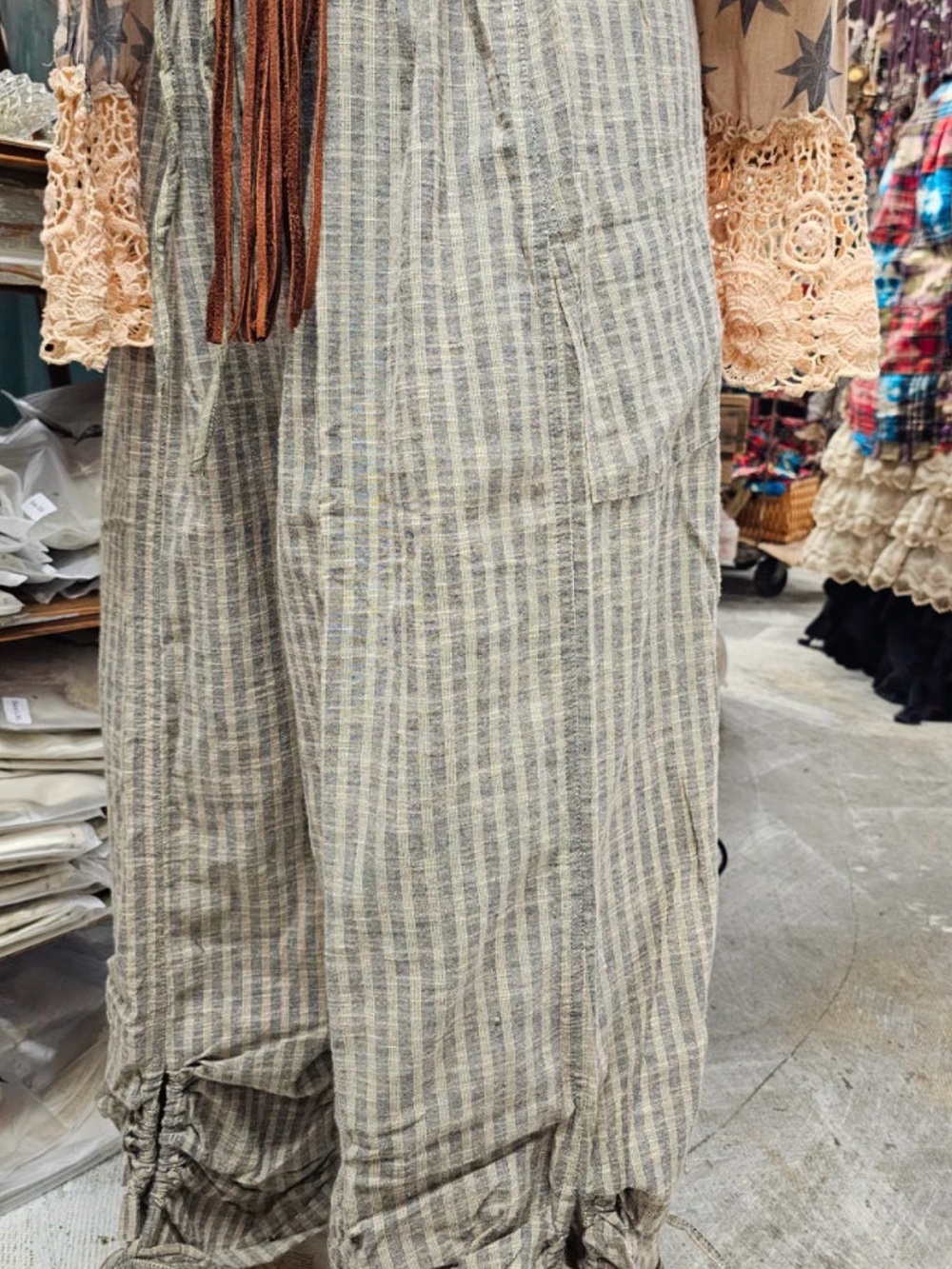 A Rare Bird ONE SIZE Striped Navy/Tan Peek-A- Boo Drawstring Hem Pants - Picture 3 of 3
